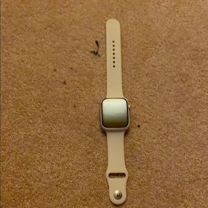 I am selling smart watch series 5.44MM